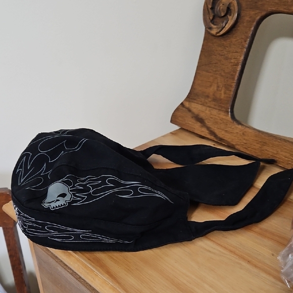 Harley-Davidson Black Skull Design Cap - Picture 2 of 6